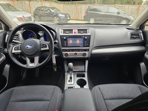 Used 2016 Subaru Legacy 2.5i Premium AWD/4WD image 19