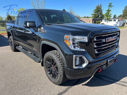 Certified 2019 GMC Sierra 1500 AT4 w/ AT4 Premium Package AWD/4WD image 4