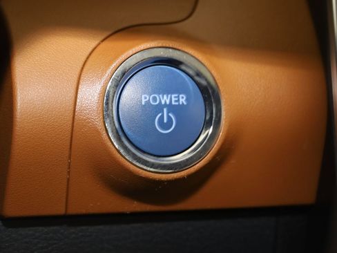 Used 2021 Toyota Avalon Limited w/ Advanced Safety Package FWD image 31