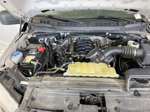 Used 2019 Ford F150 XL w/ Equipment Group 101A Mid AWD/4WD image 16