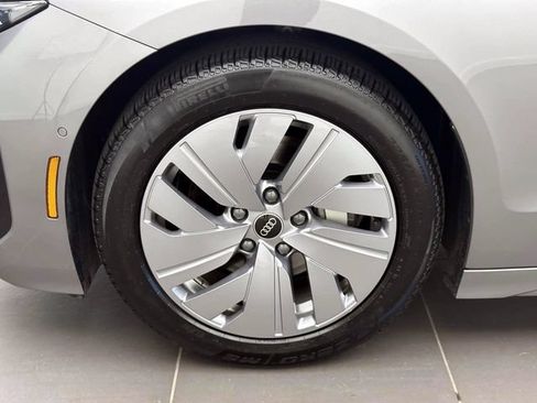 Used 2025 Audi A6 e-tron Premium w/ Ultra Package AWD/4WD image 8