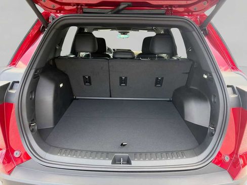 New 2026 Chevrolet Equinox ACTIV AWD/4WD image 7