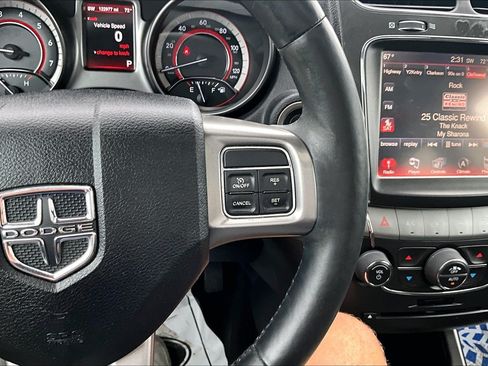 Used 2015 Dodge Journey Crossroad w/ Flexible Seating Group FWD image 24