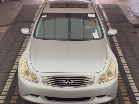 Used 2009 INFINITI G37 Journey w/ Premium Pkg image 2