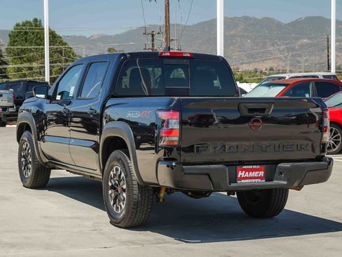 Used 2024 Nissan Frontier PRO-4X AWD/4WD image 5