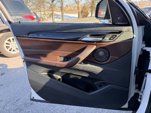 Used 2016 BMW X1 xDrive28i w/ Premium Package image 15