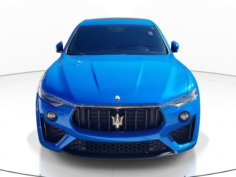 Used 2022 Maserati Levante F Tributo image 2