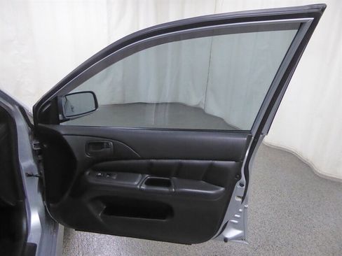 Used 2006 Mitsubishi Lancer Evolution IX image 27