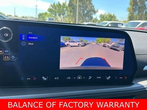 Certified 2025 Chevrolet Traverse LT image 25