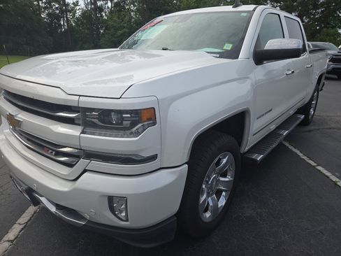 Used 2017 Chevrolet Silverado 1500 LTZ Z71 w/ LTZ Plus Package AWD/4WD image 1