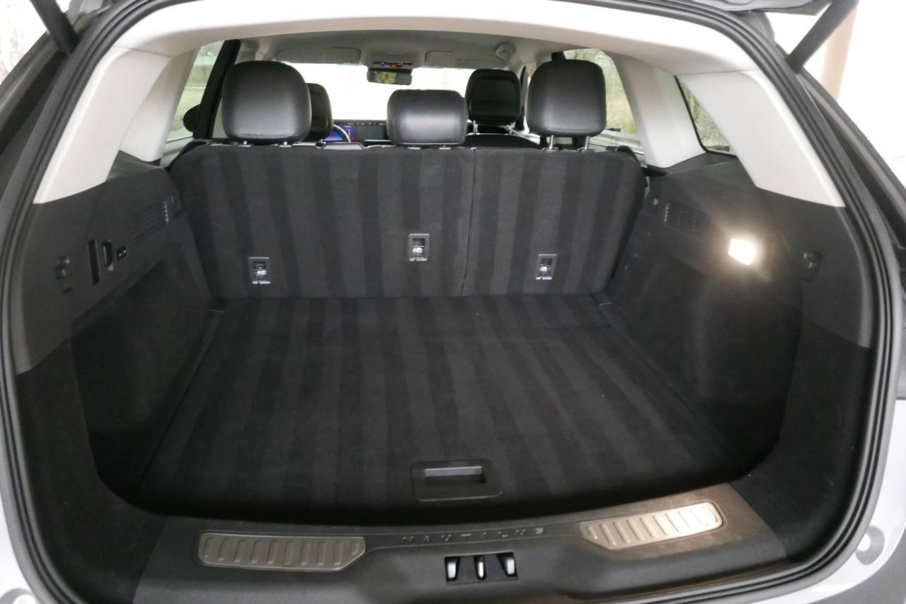 Used 2024 Lincoln Nautilus Reserve AWD/4WD image 30
