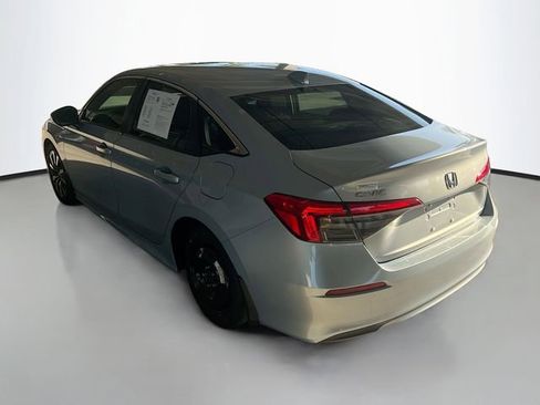 Used 2023 Honda Civic EX image 6