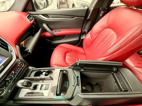 Used 2015 Maserati Ghibli S Q4 image 19