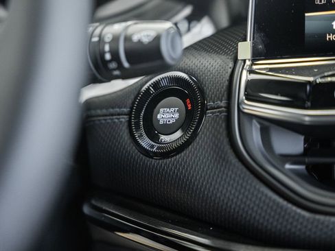 New 2026 Jeep Compass Latitude image 23