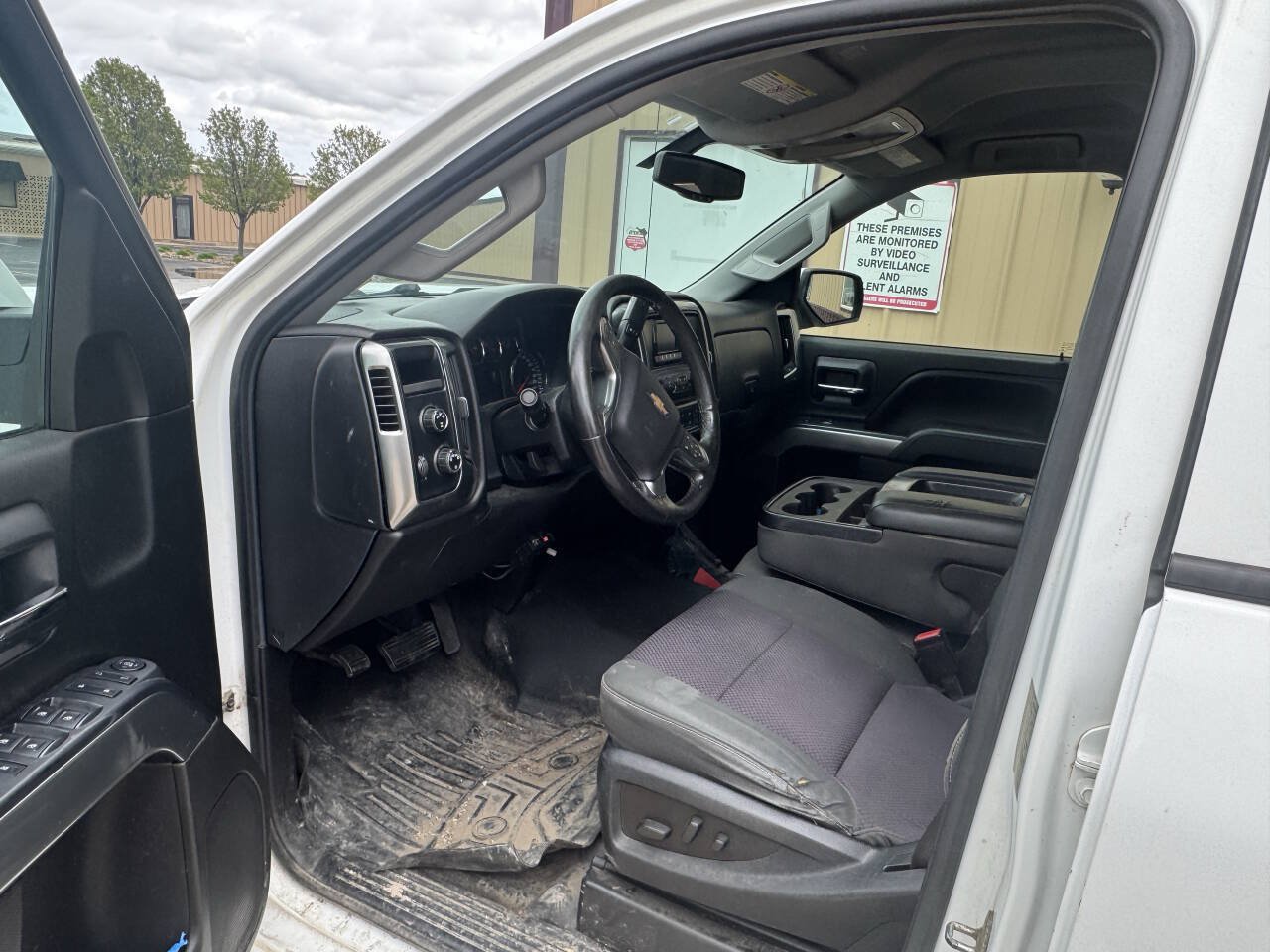 Used 2015 Chevrolet Silverado 2500 LT AWD/4WD image 8