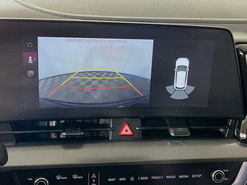 Used 2023 Kia Sportage SX image 13