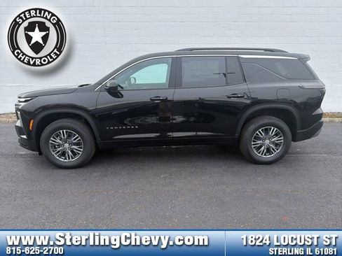 New 2026 Chevrolet Traverse LT image 2