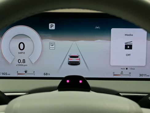 Certified 2026 Genesis GV70 2.5T Advanced image 25