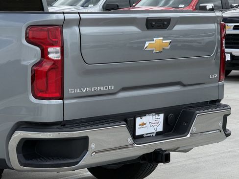 New 2026 Chevrolet Silverado 1500 LTZ w/ LTZ Premium Package RWD image 6