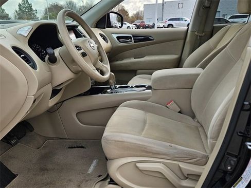 Used 2013 Nissan Pathfinder S image 5