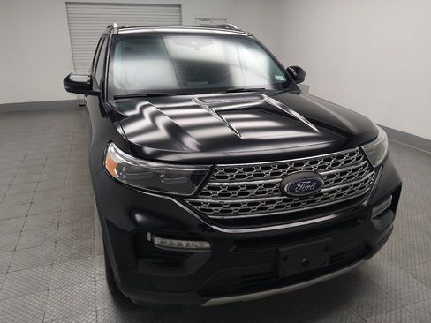 Used 2021 Ford Explorer Limited w/ Equipment Group 301A AWD/4WD image 14