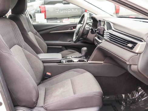 Certified 2025 Toyota Camry SE AWD/4WD image 16