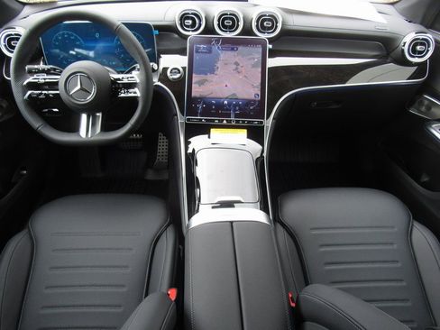 New 2026 Mercedes-Benz GLC 300 4MATIC image 30