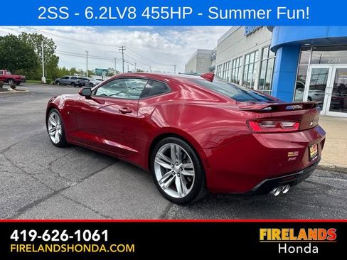 Used 2017 Chevrolet Camaro SS RWD image 2