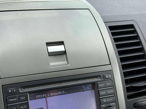 Used 2012 Nissan Sentra 2.0 SR w/ Special Edition Pkg FWD image 26