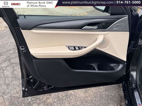 Used 2023 BMW X4 xDrive30i w/ M Sport Package image 15