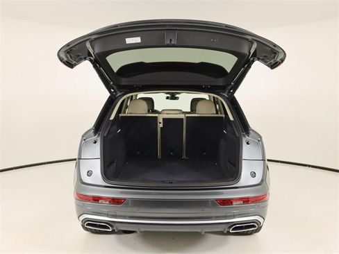 Certified 2025 Audi Q5 2.0T Premium Plus w/ Premium Plus Package image 24