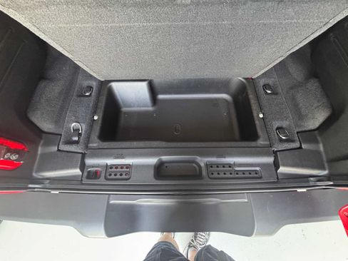 Certified 2025 Jeep Wrangler Unlimited Sahara AWD/4WD image 10