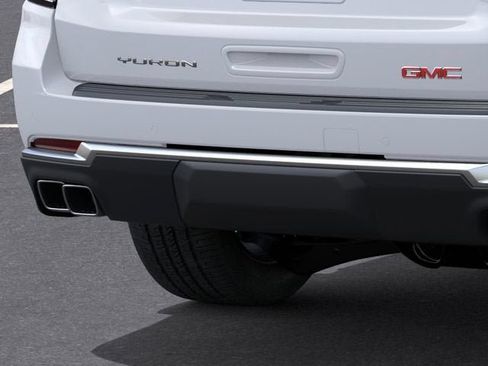 New 2026 GMC Yukon Denali w/ Sun & Power Step Package AWD/4WD image 14
