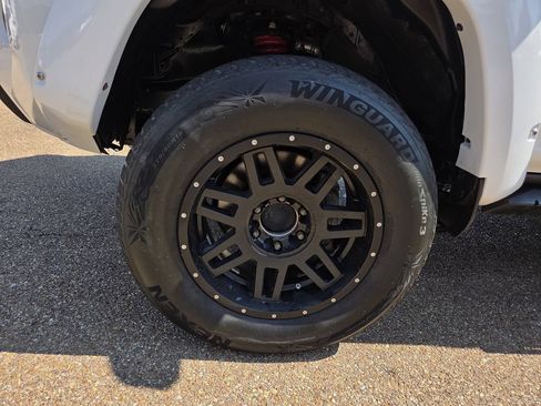 Used 2019 Toyota 4Runner TRD Pro AWD/4WD image 31