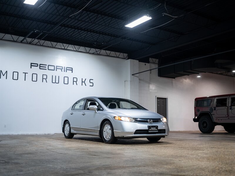 Used 2007 Honda Civic Hybrid Sedan image 2
