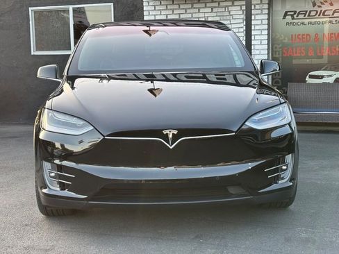 Used 2020 Tesla Model X Long Range AWD/4WD image 3