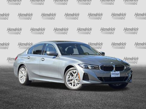 Used 2025 BMW 330i Sedan RWD image 2