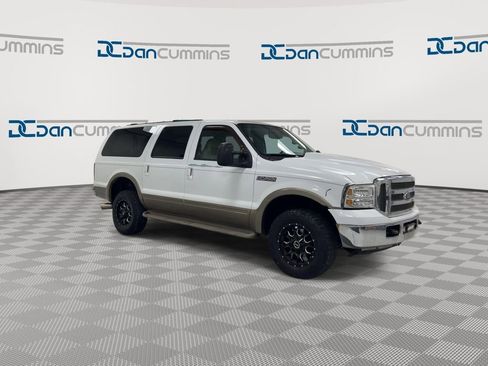 Used 2000 Ford Excursion Limited AWD/4WD image 2