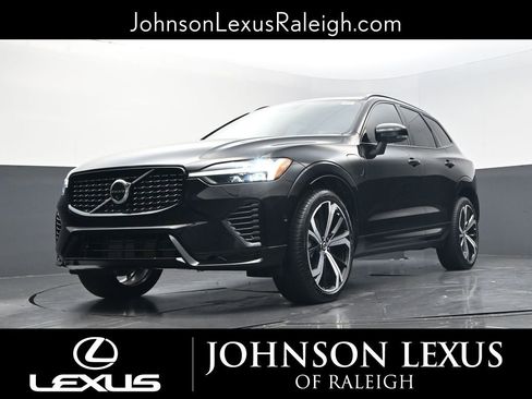 Used 2025 Volvo XC60 T8 Ultra w/ Climate Package image 17