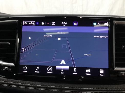 Used 2022 Chrysler Pacifica Limited w/ S Appearance Package FWD image 30