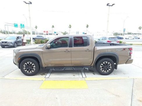 Used 2022 Nissan Frontier Pro-X image 8