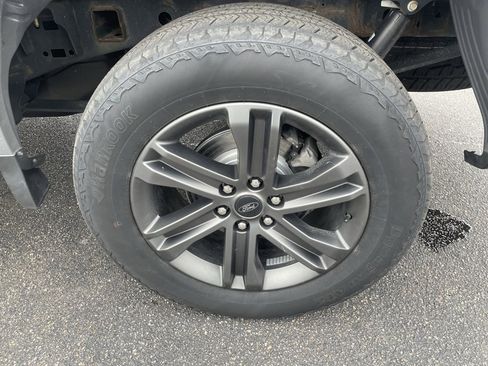 Used 2021 Ford F150 XLT w/ Equipment Group 302A High image 4