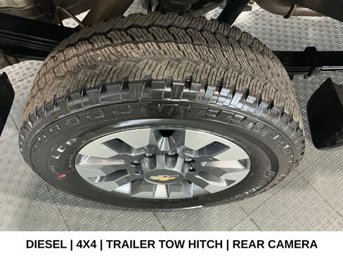 Used 2024 Chevrolet Silverado 2500 Custom w/ Custom Value Package image 42