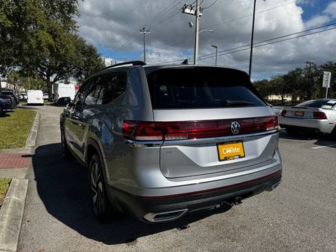 Used 2024 Volkswagen Atlas SE FWD image 7