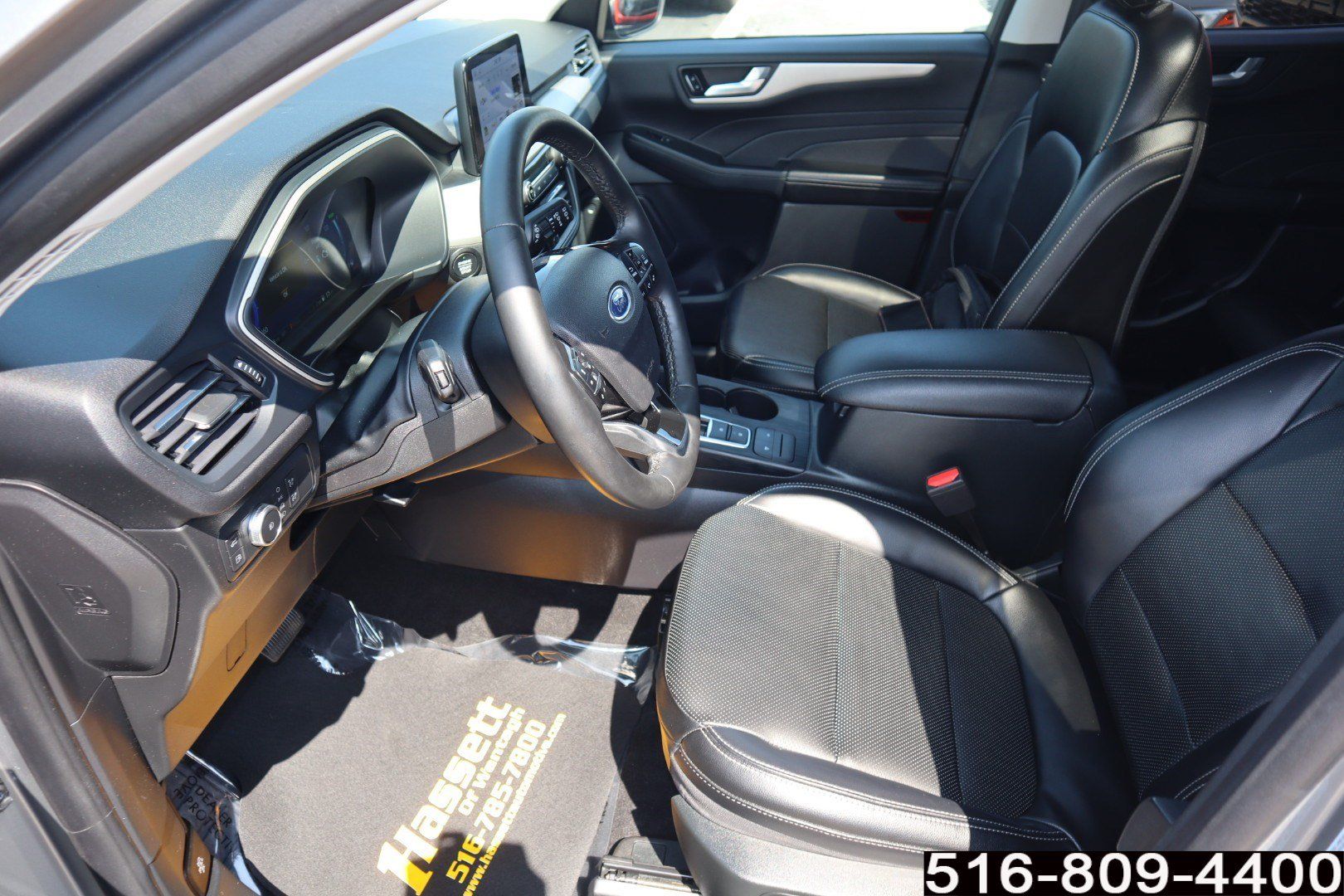 Used 2022 Ford Escape SEL w/ Technology Package FWD image 12