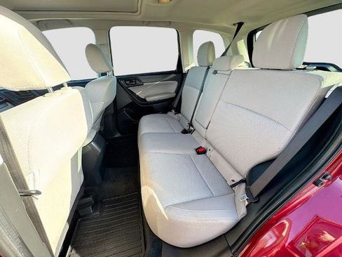 Used 2018 Subaru Forester 2.5i Premium w/ All-Weather Package image 19