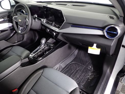 New 2026 Chevrolet Trax LT w/ LT Convenience Package image 29