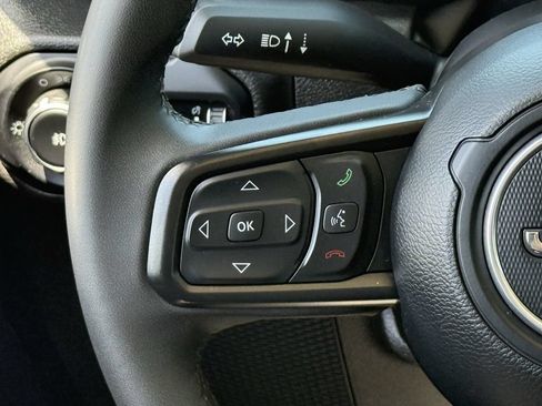 Used 2023 Jeep Wrangler Unlimited Sport AWD/4WD image 13