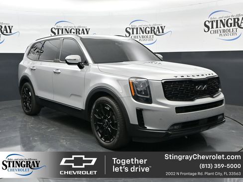 Used 2022 Kia Telluride SX w/ SX Prestige Package AWD/4WD image 1