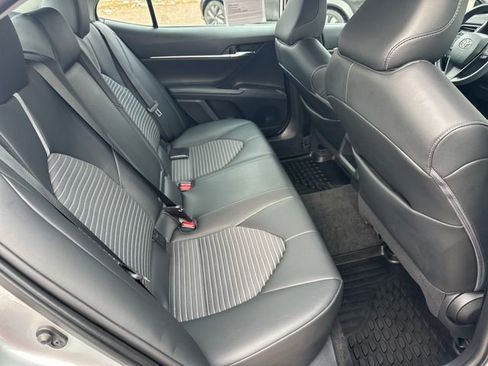 Used 2022 Toyota Camry SE image 25